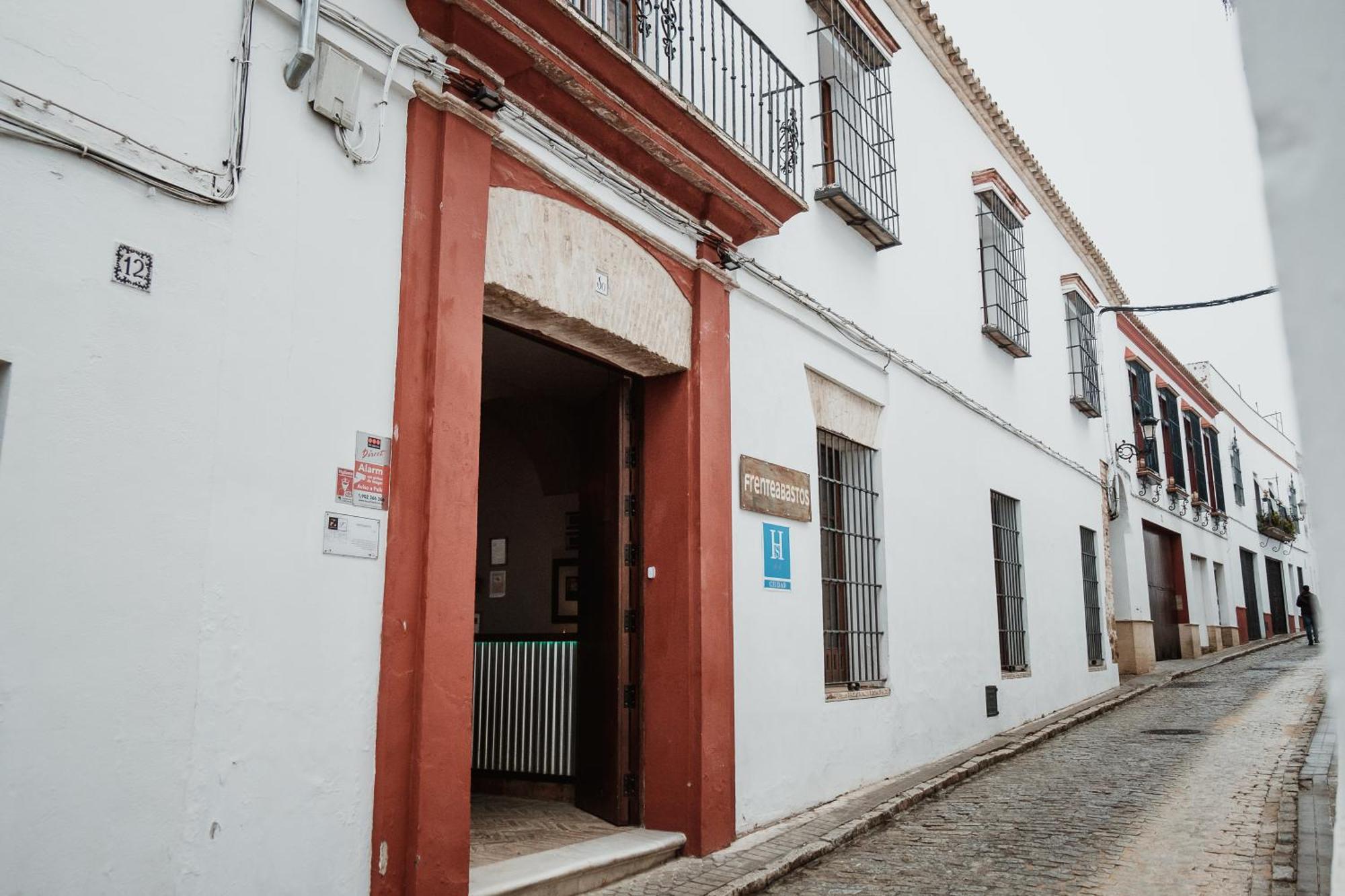 Hostal Cafe Frenteabastos Carmona  Exterior foto